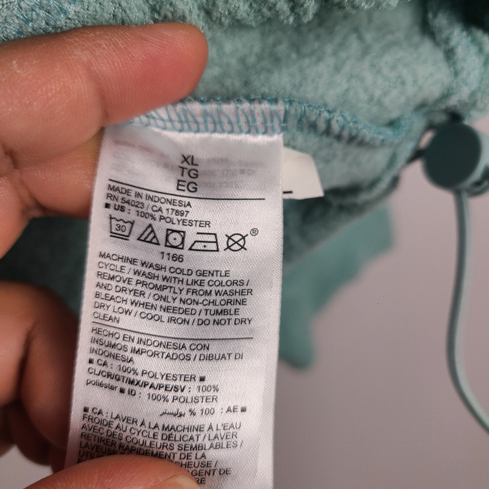 Old Navy Cropped Terry Soft Pullover Quarter Zip Sweater in Pale Seafoam Green - Picture 5 of 6